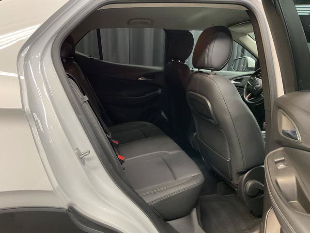 Used 2022 Buick Encore GX Preferred w/ Cold Weather Comfort Package AWD/4WD image 10