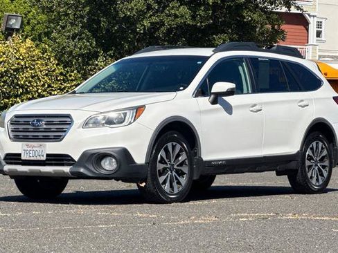 Used 2016 Subaru Outback 2.5i Limited w/ Protection Package #2 AWD/4WD image 7