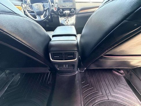Used 2017 Honda CR-V Touring image 31