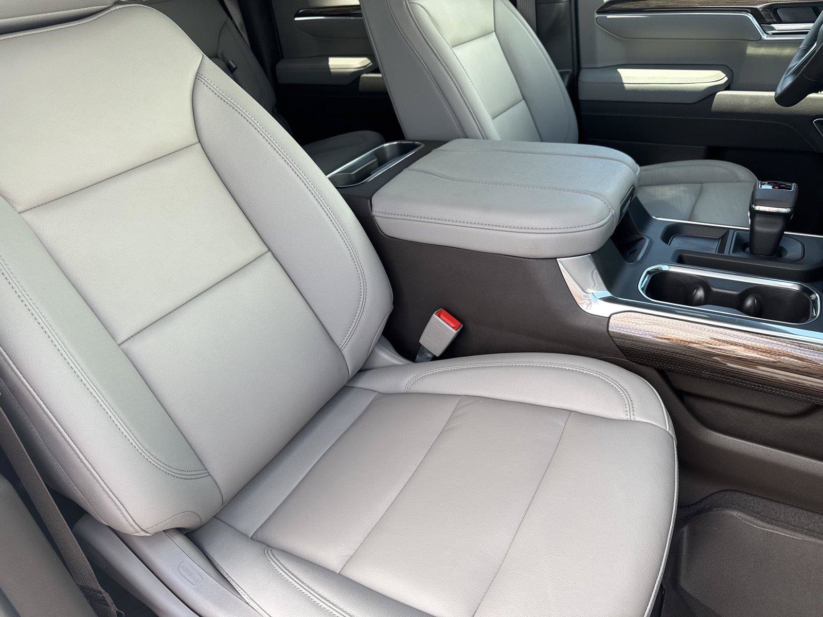 New 2026 Chevrolet Silverado 1500 RST w/ RST All Star Premium Package AWD/4WD image 35