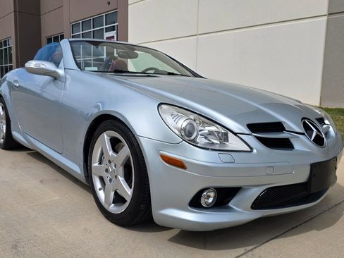 Used 2008 Mercedes-Benz SLK 350 image 5