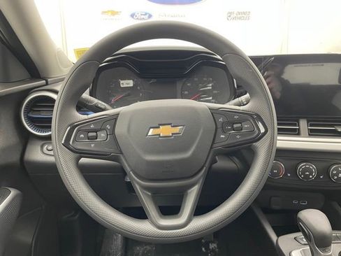New 2026 Chevrolet Trax LS w/ LS Convenience Package image 10