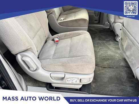 Used 2013 Honda Odyssey LX image 9