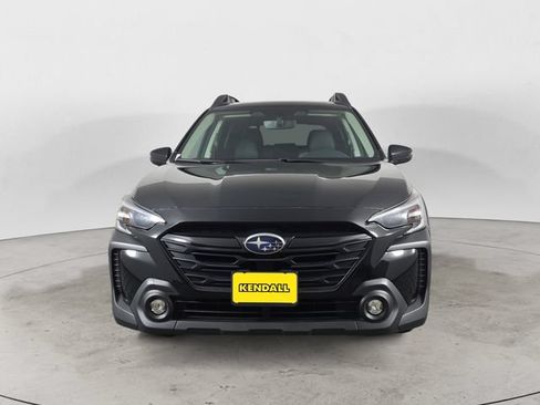 Certified 2025 Subaru Outback Onyx Edition AWD/4WD image 2