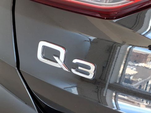 Used 2020 Audi Q3 2.0T Premium Plus w/ Premium Plus Package AWD/4WD image 18