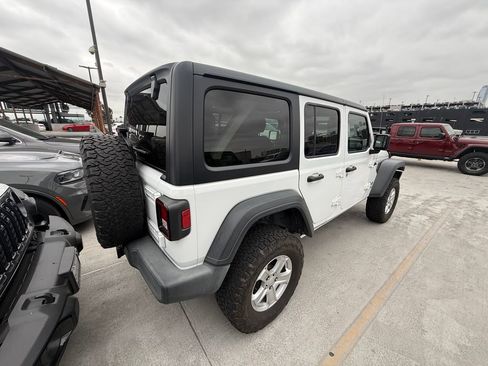 Used 2020 Jeep Wrangler Unlimited Sport S AWD/4WD image 4