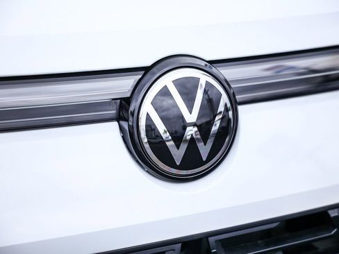 New 2026 Volkswagen Tiguan S image 14