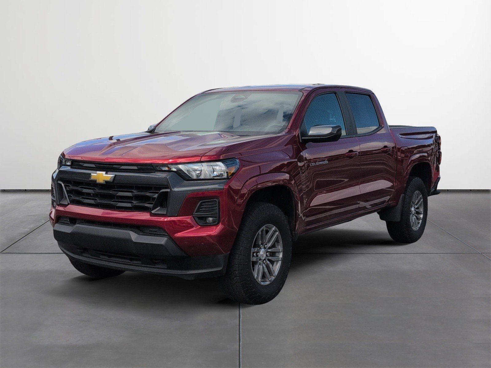 Used 2024 Chevrolet Colorado LT w/ LT Convenience Package AWD/4WD image 2
