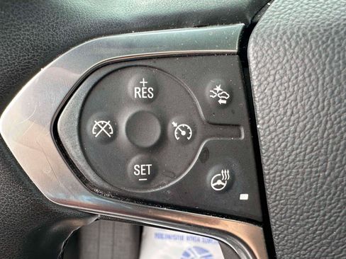 Used 2023 Chevrolet Traverse RS AWD/4WD image 20