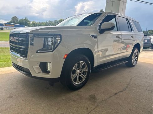Used 2023 GMC Yukon SLE RWD image 4