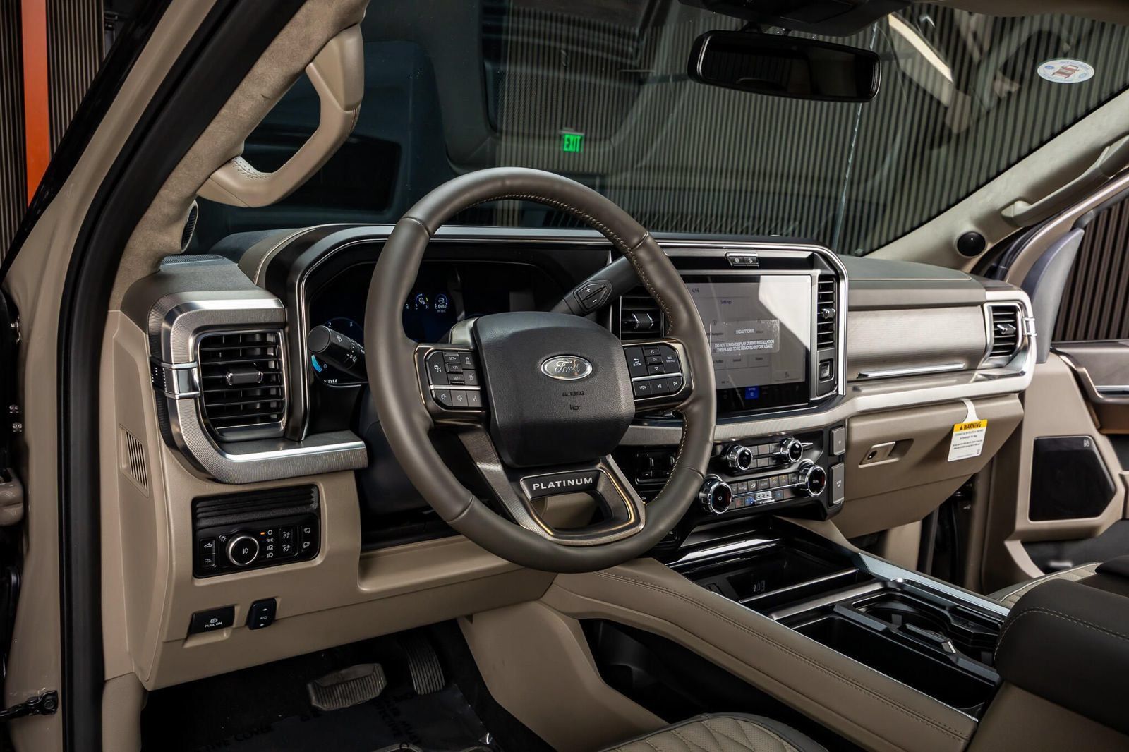 Used 2026 Ford F350 Platinum w/ Platinum Plus Package AWD/4WD image 15