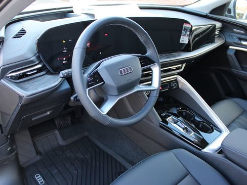 New 2025 Audi Q5 Premium Plus image 45