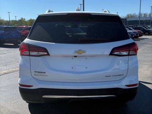 Used 2024 Chevrolet Equinox Premier AWD/4WD image 8