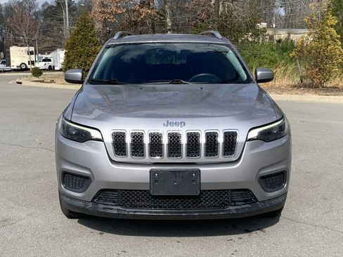 Used 2020 Jeep Cherokee Latitude image 2