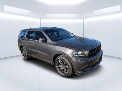 Used 2018 Dodge Durango GT image 1