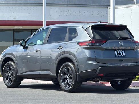 New 2026 Nissan Rogue SV FWD image 6