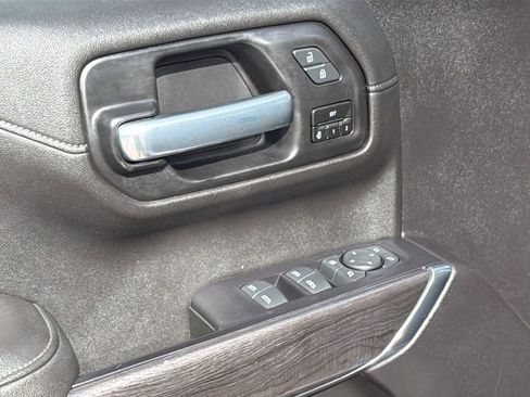 Used 2021 Chevrolet Silverado 1500 LTZ image 12
