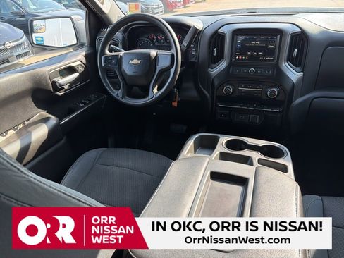 Used 2019 Chevrolet Silverado 1500 Custom w/ Custom Convenience Package image 18