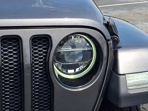Used 2021 Jeep Wrangler Unlimited Sahara AWD/4WD image 9