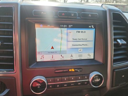 Used 2019 Ford Expedition Max XLT w/ Equipment Group 202A image 25