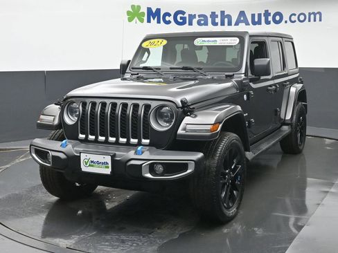 Used 2023 Jeep Wrangler Unlimited Sahara image 20