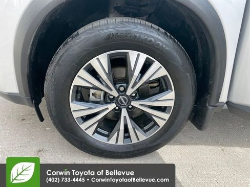 Used 2023 Nissan Rogue SV w/ SV Premium B Package image 26