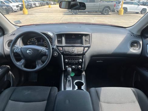 Used 2017 Nissan Pathfinder S FWD image 9