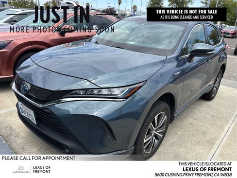 Used 2021 Toyota Venza LE AWD/4WD image 1