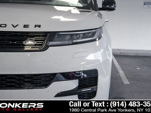 Used 2024 Land Rover Range Rover Sport Dynamic SE AWD/4WD image 15
