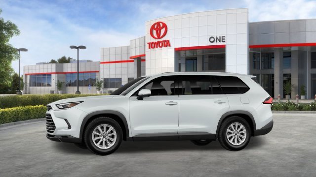 New 2026 Toyota Grand Highlander XLE FWD image 6