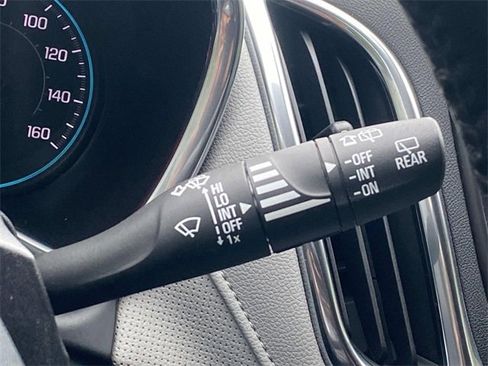 Used 2019 Chevrolet Equinox Premier image 24