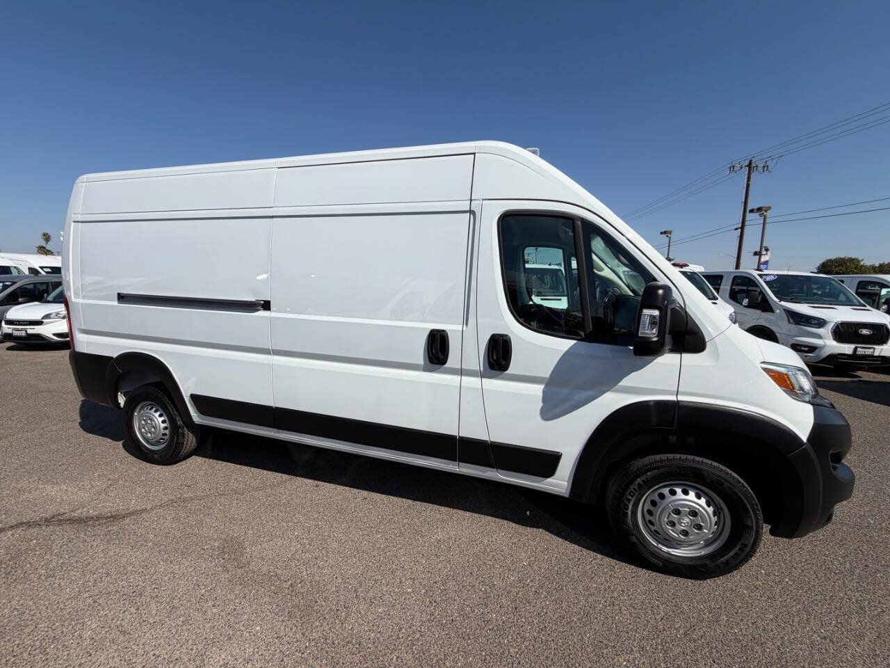 Used 2026 RAM ProMaster 2500 w/ Convenience Group FWD image 5