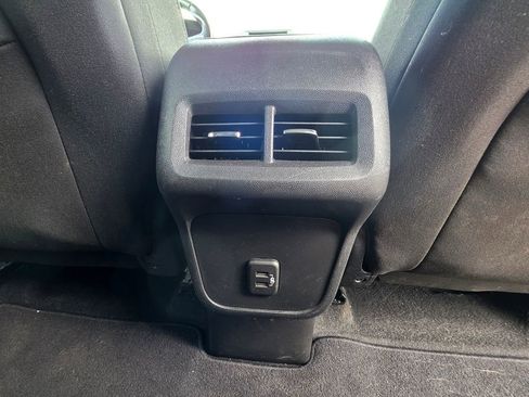 Used 2020 Chevrolet Equinox LT FWD image 44