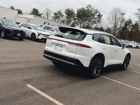 New 2026 Toyota Crown Signia Limited w/ Advanced Technology Package image 8