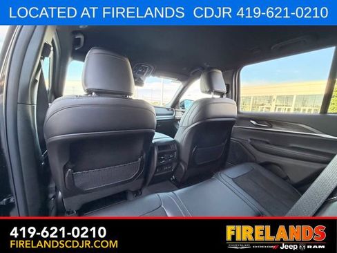 New 2026 Jeep Grand Cherokee Altitude AWD/4WD image 10