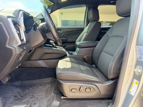 Used 2023 GMC Canyon Elevation w/ Convenience Package AWD/4WD image 7