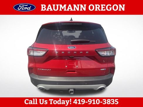 Used 2020 Ford Escape Titanium w/ Titanium Premium Package 2.0 AWD/4WD image 4