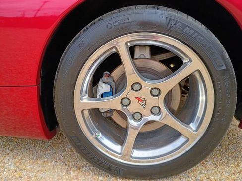 Used 2002 Chevrolet Corvette Convertible w/ Preferred Equipment Group2 RWD image 94