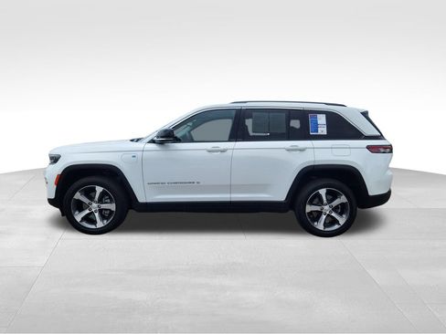 Used 2024 Jeep Grand Cherokee Limited 4xe AWD/4WD image 4