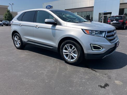 Used 2017 Ford Edge SEL w/ Equipment Group 201A FWD image 8