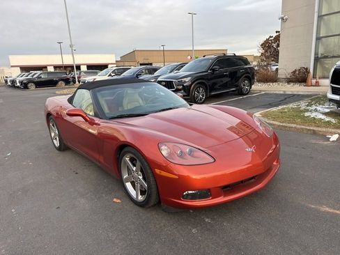 Used 2005 Chevrolet Corvette Convertible w/ Preferred Equipment Group image 3
