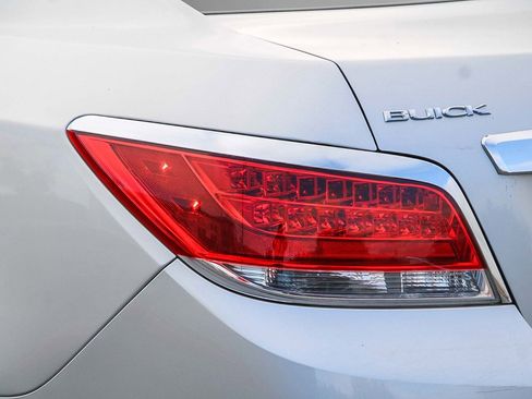 Used 2013 Buick LaCrosse Touring image 11