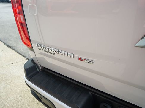 Used 2019 Chevrolet Colorado Z71 image 9