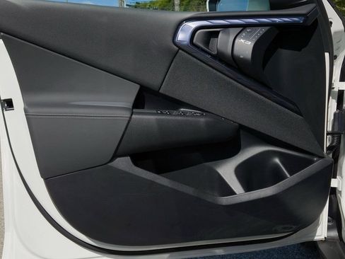 Used 2025 BMW X3 xDrive30i w/ Convenience Package image 10