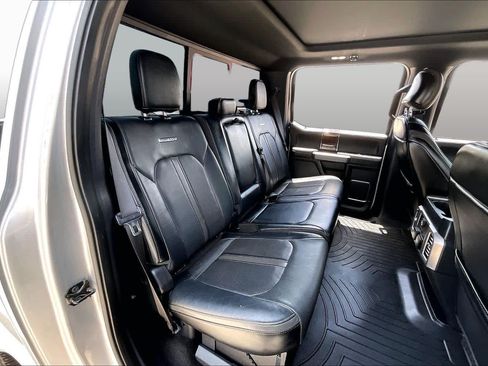 Used 2017 Ford F250 Platinum w/ Platinum Ultimate Package AWD/4WD image 20