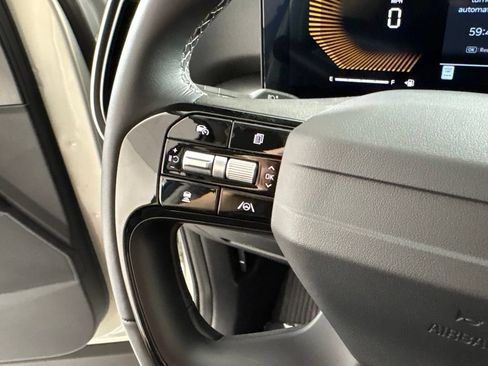New 2026 Kia Sorento LX FWD image 30