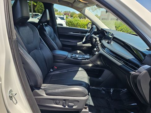 Used 2023 INFINITI QX60 Pure FWD image 34