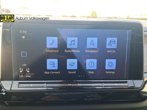 New 2026 Volkswagen Atlas SEL Premium R-Line AWD/4WD image 14