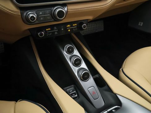 Used 2022 Ferrari Portofino M image 16