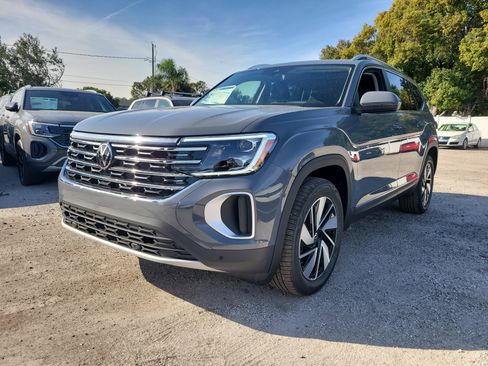 New 2026 Volkswagen Atlas SEL image 4